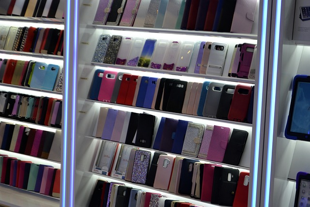 The Impact of Mobile Accessories on the Performance of Smartphones in Pakistan